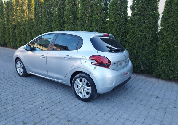 Peugeot 208 cena 18500 przebieg: 96347, rok produkcji 2016 z Izbica Kujawska małe 92